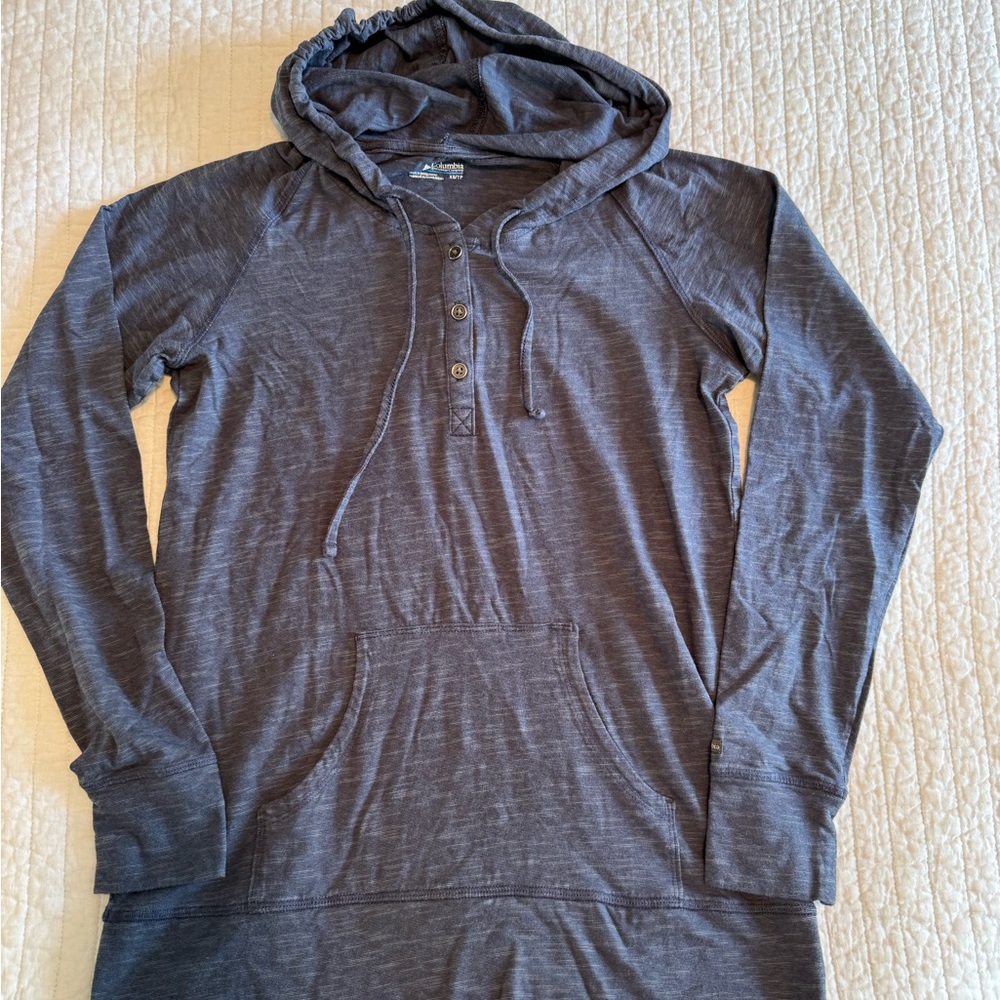 Columbia Blue Sweatshirt Cozy Casual Top